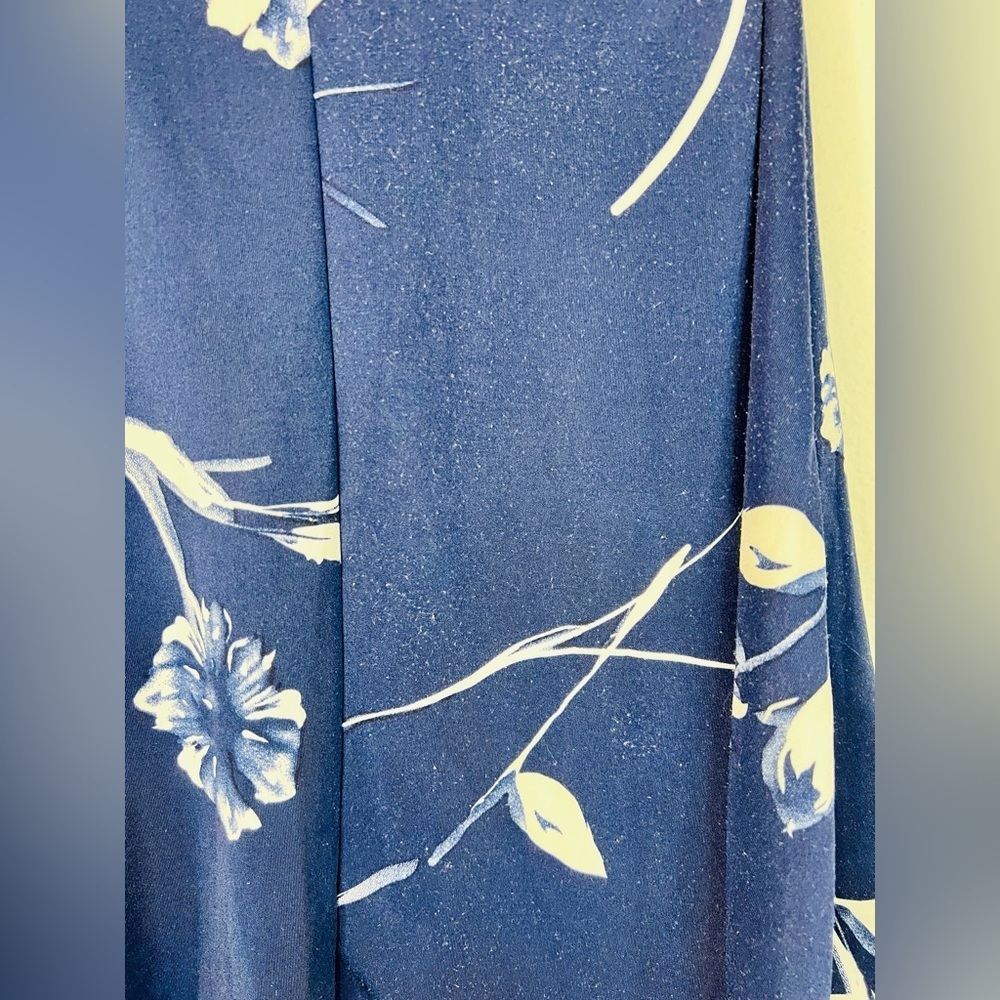 See You Monday Women’s Blue Floral Pleated Skirt Size Medium Elegant & Feminine - Picture 11 of 12